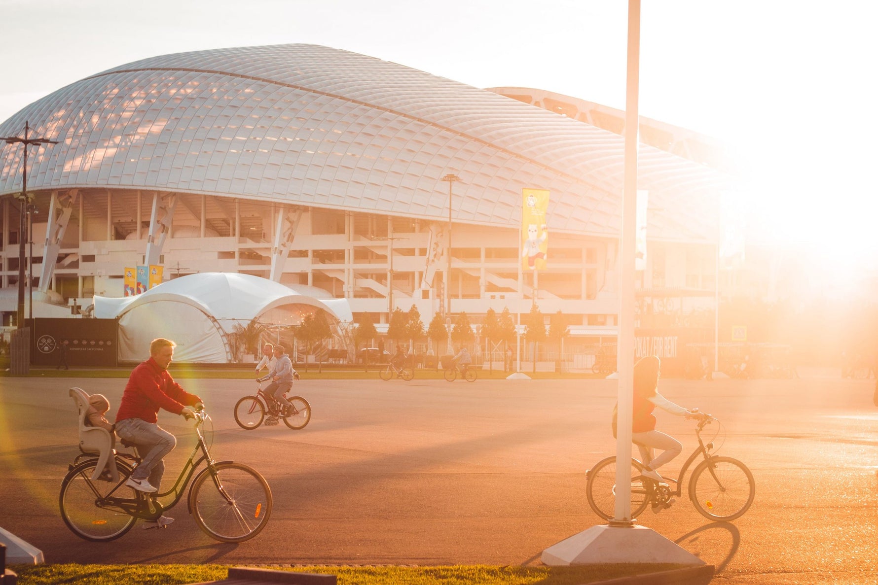 Riding Electric Bikes as a Family: Tips and Advice